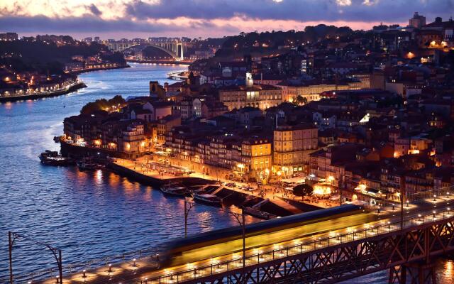 Pestana Vintage Porto Hotel & World Heritage Site