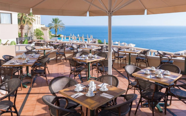 Athina Palace Resort & Spa