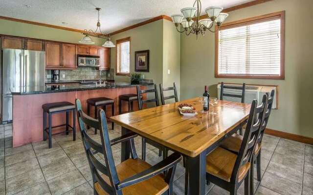 Bighorn Meadows Resort