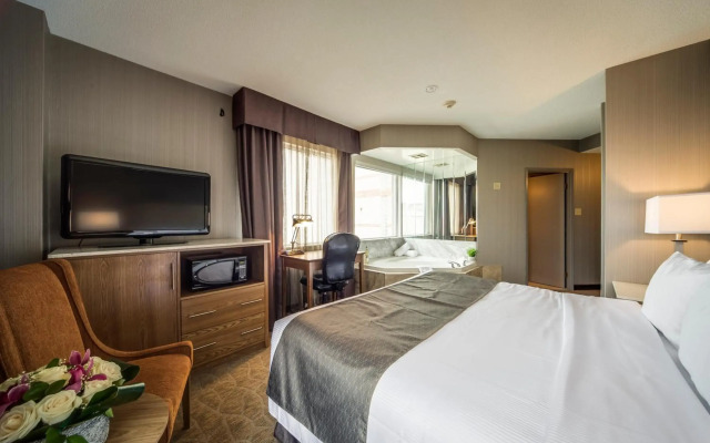 Monte Carlo Inn Airport Suites