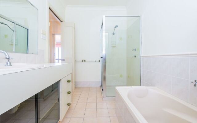 Lentara St 12 - Fingal Bay