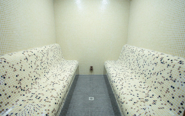 Reverence Hotel