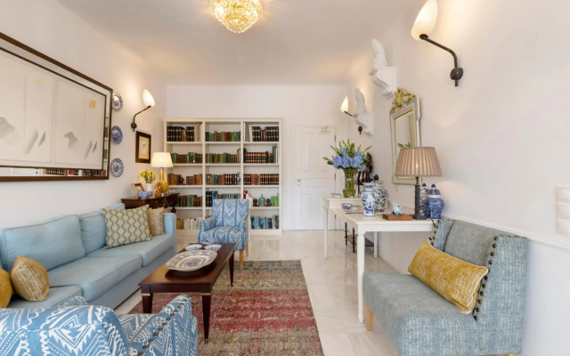 Dorion Hotel