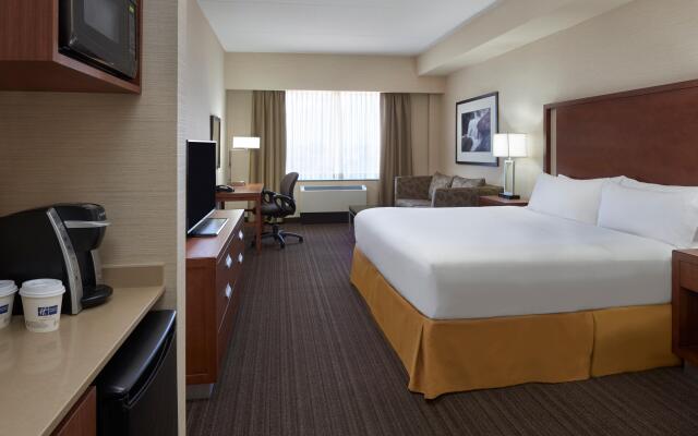 Holiday Inn Express & Suites Vaughan-Southwest by IHG