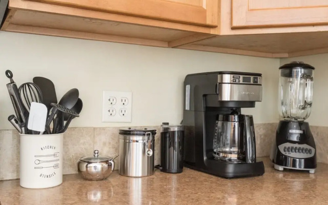 Walk Everywhere - Art, Restaurants, Poudre River