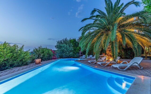 Stunning Home in Pula With Wifi and 3 Bedrooms