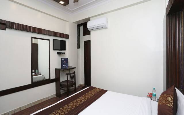 Oyo 11599 Hotel Hi Life