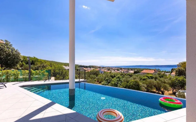 Luxury Villa 45 With Infinity Pool