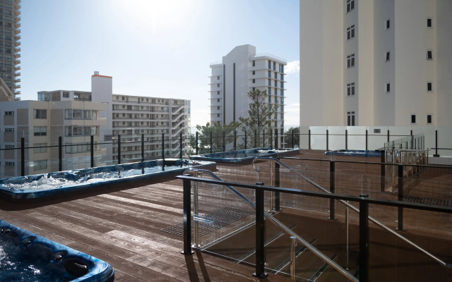 Hotel Apartments on 22 View Avenue, Surfers Paradise
