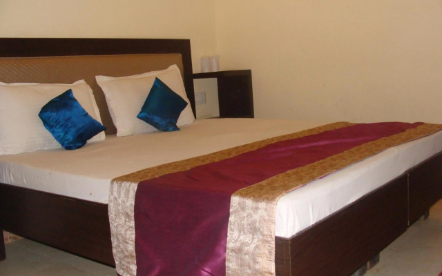 Hotel Abhinandan grand – Guest Rooms – Dehradun