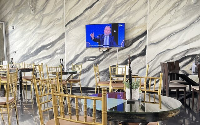 Shalom City Hotel