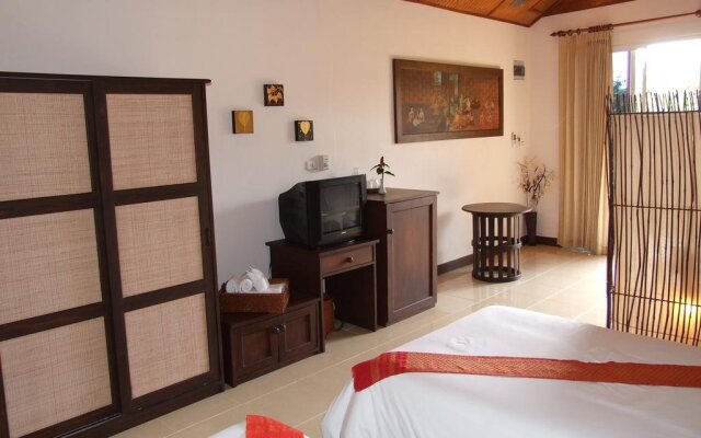 Golden Elephant Resort