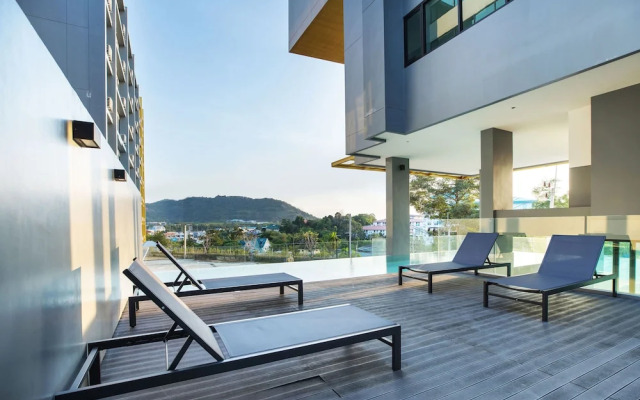 Central Hill View B901A Shopping & Relax