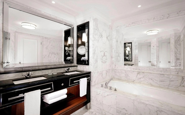 The Ritz-Carlton, Berlin