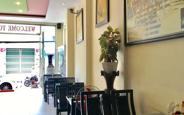 Canary Hotel Hue