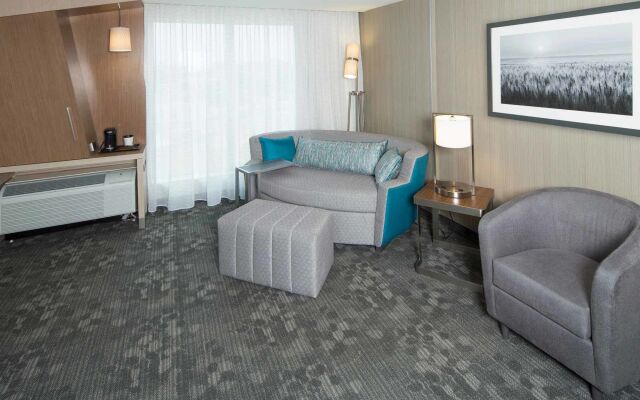 Courtyard by Marriott Dallas Midlothian-Midlothian Conf Ctr