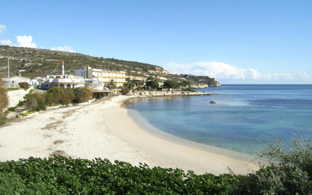 Calamosca Hotel