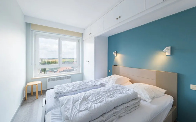 Flat in Center With Sea View