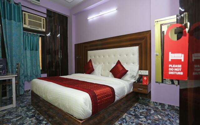 OYO 13028 Jhanvi palace