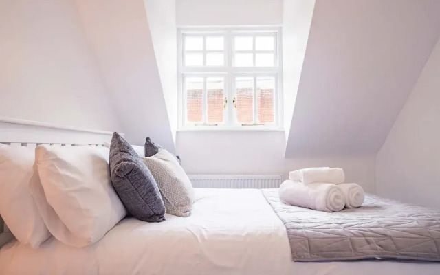 Host Stay New Street Dwelling