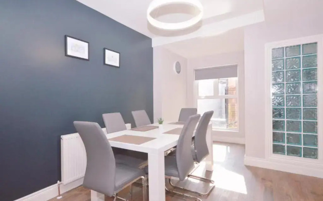 Queens Quarter Townhouse 2