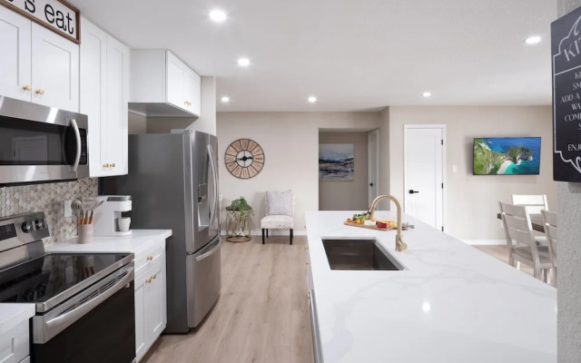 Blue Tides Getaway - Private Pool & Fire Pit