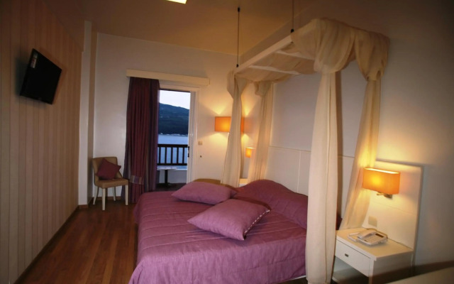 Mirini Hotel
