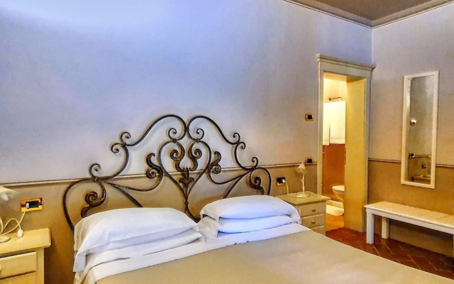 Apartment in Monteverdi Near Wine Tours