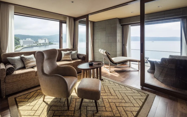 The Lake Suite Ko No Sumika