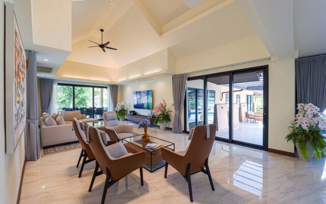 Luxury 5 Bedroom Villa nr to Beach - SRS