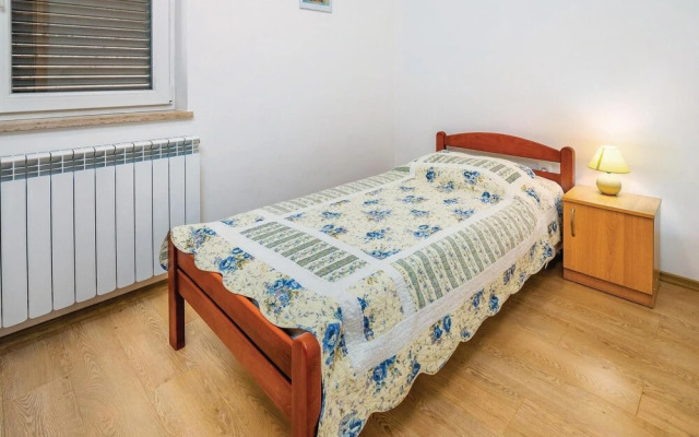 Awesome Home in Labin With Wifi and 5 Bedrooms