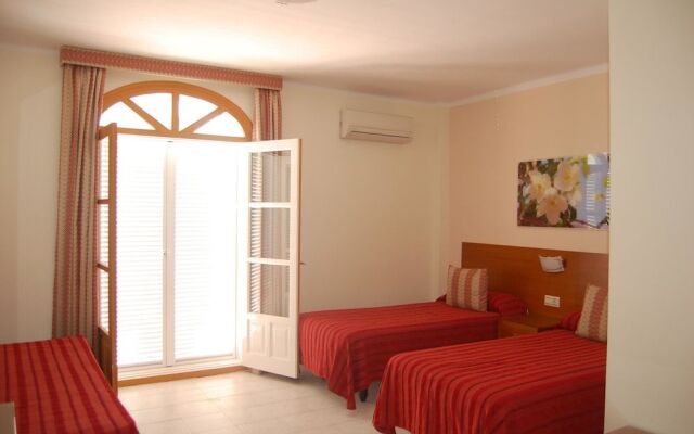 Hostal Marazul