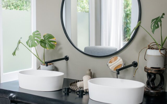 Future Found Sanctuary, Luxury Boutique Hotel By NEWMARK