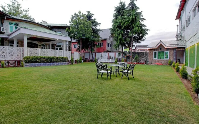 FabHotel Prime Royal Park
