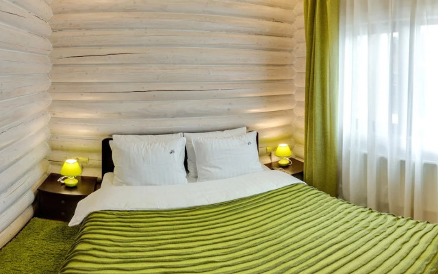 Whiteberry Hotel