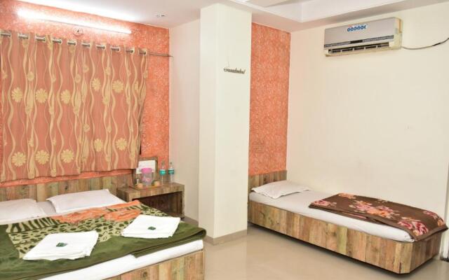 Hotel sai dhyan