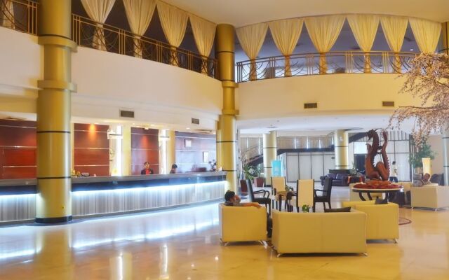 Grand Palace Hotel