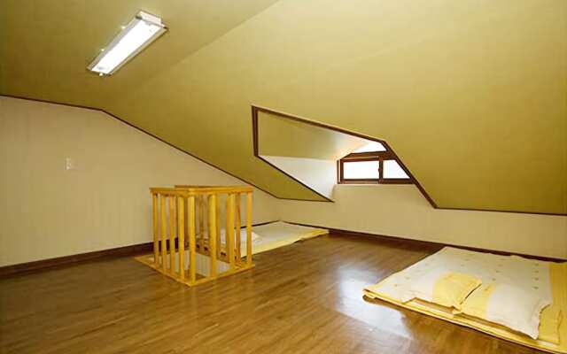 Tongyeong Sea Star Pension