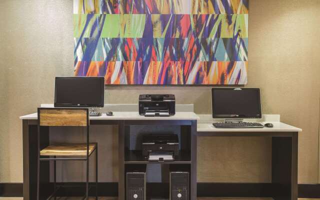 La Quinta Inn & Suites by Wyndham Ely