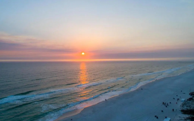Shores of Panama by Forehand Rentals