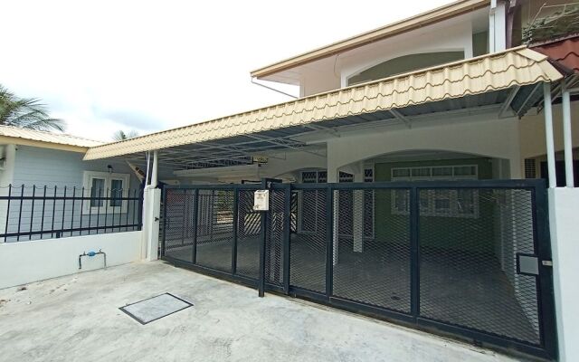 Oyo 90189 Sibu Wedding Homestay2U