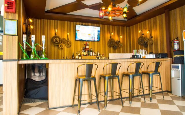 Royal Empire Boutique Hotel