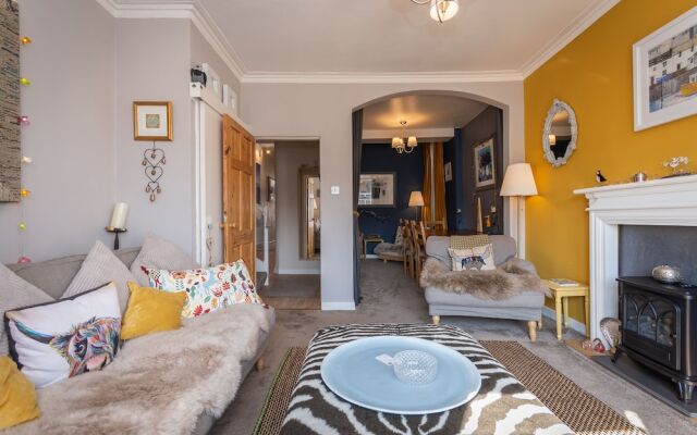 McHoppity House Crail, Sleeps 7, Free Parking