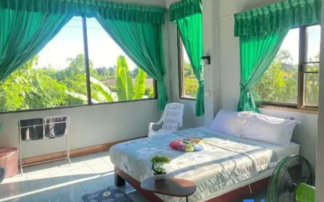 Mountain View Hostel - Krabi Airport Near Wat ThamSuea