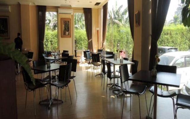 Banian Bulevar Hotel