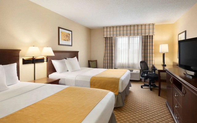 Country Inn & Suites by Radisson, Owatonna, MN
