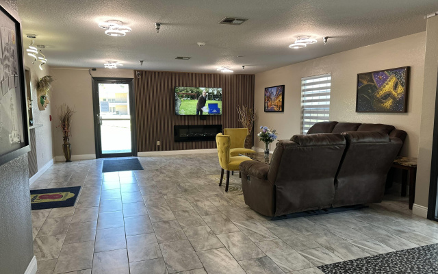 Super 8 by Wyndham Kinder/Coushatta near Casino