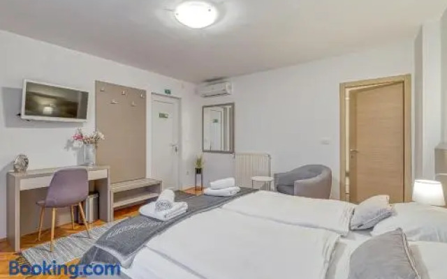 Villa Ladavac B&B