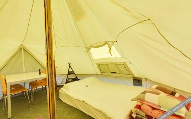 Daegwallyeong Snowflowertown Pension