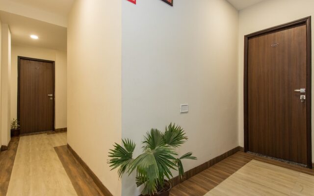 Collection O 12353 Jineshwari Hotel
